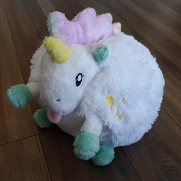 Mini Squishable baby unicorn - Picture 2 of 5